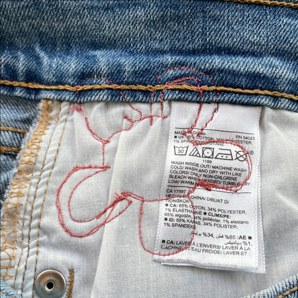 Upcycled Embellished Cropped Flare Light Wash Jeans Boho Scrappy Fabric Flowers - Picture 7 of 16